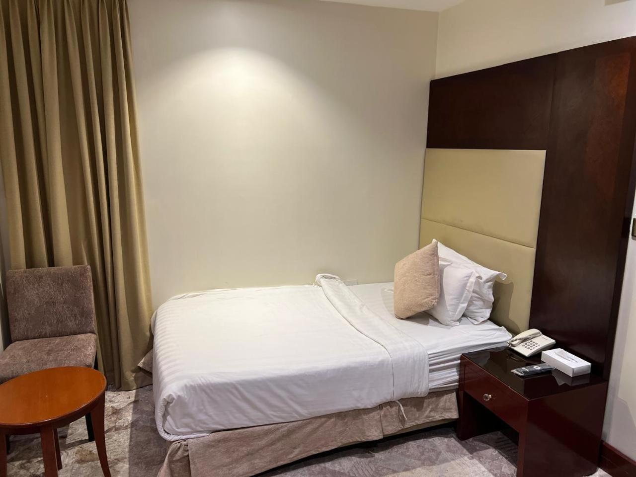 Dalin Hotel